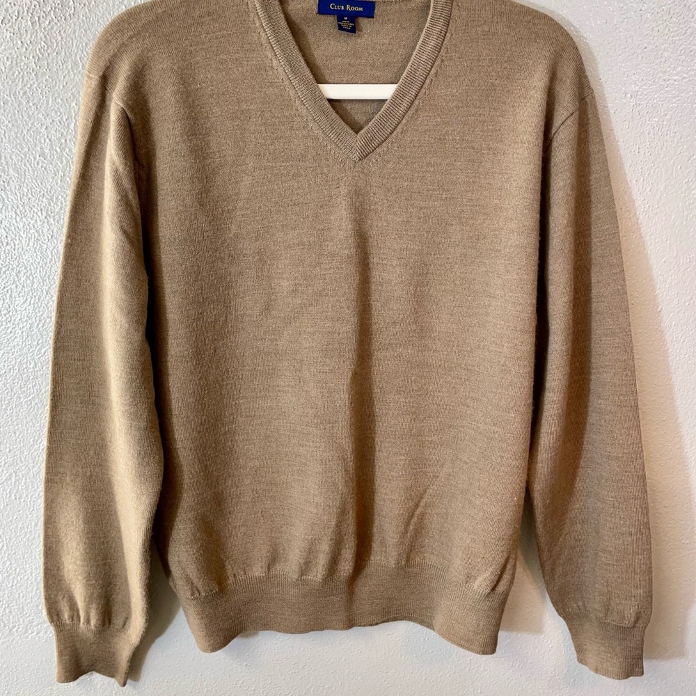 Merino Wool Tan V Neck Pullover Sweater Medium Classic Neutral Office Club Room
